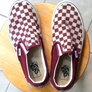 Van's slip-on Maroon checkered